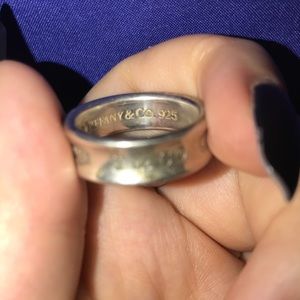Tiffany & co band ring